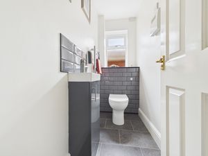 Cloakroom- click for photo gallery